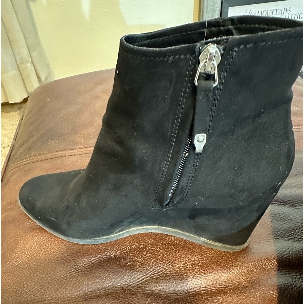 Wedge boots - black suede type material.‎